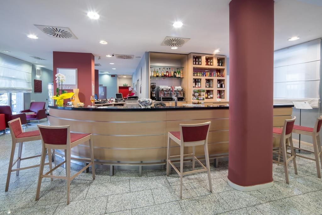 Idea Hotel Torino Mirafiori Bagian luar foto