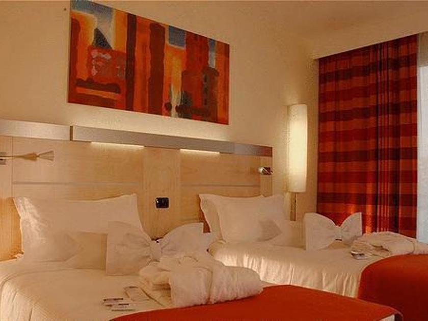 Idea Hotel Torino Mirafiori Bagian luar foto