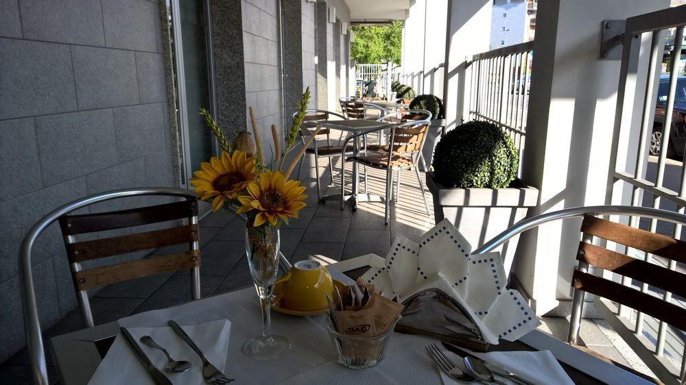 Idea Hotel Torino Mirafiori Bagian luar foto