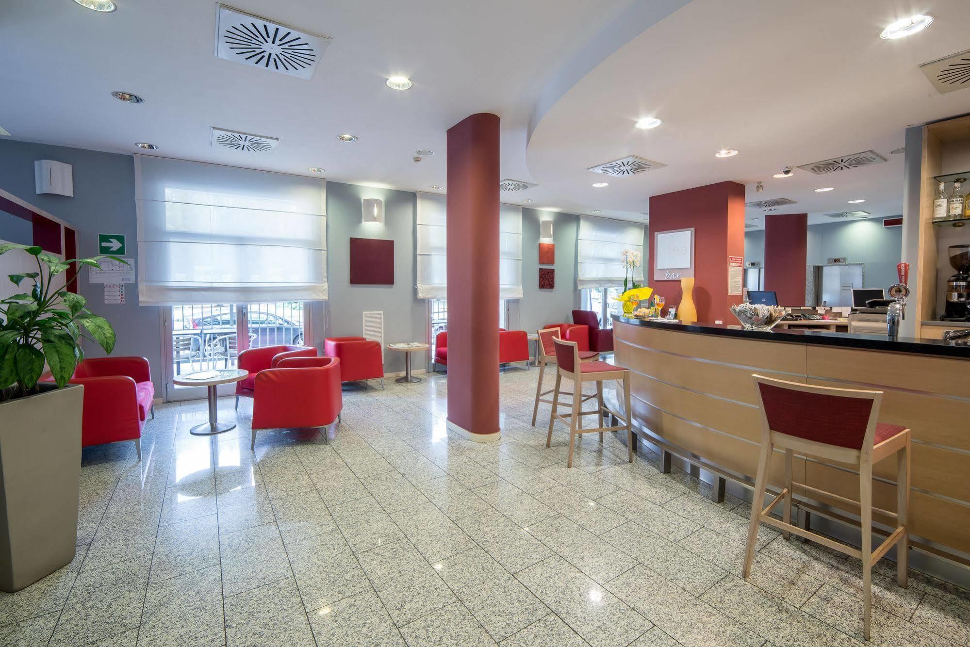 Idea Hotel Torino Mirafiori Bagian luar foto