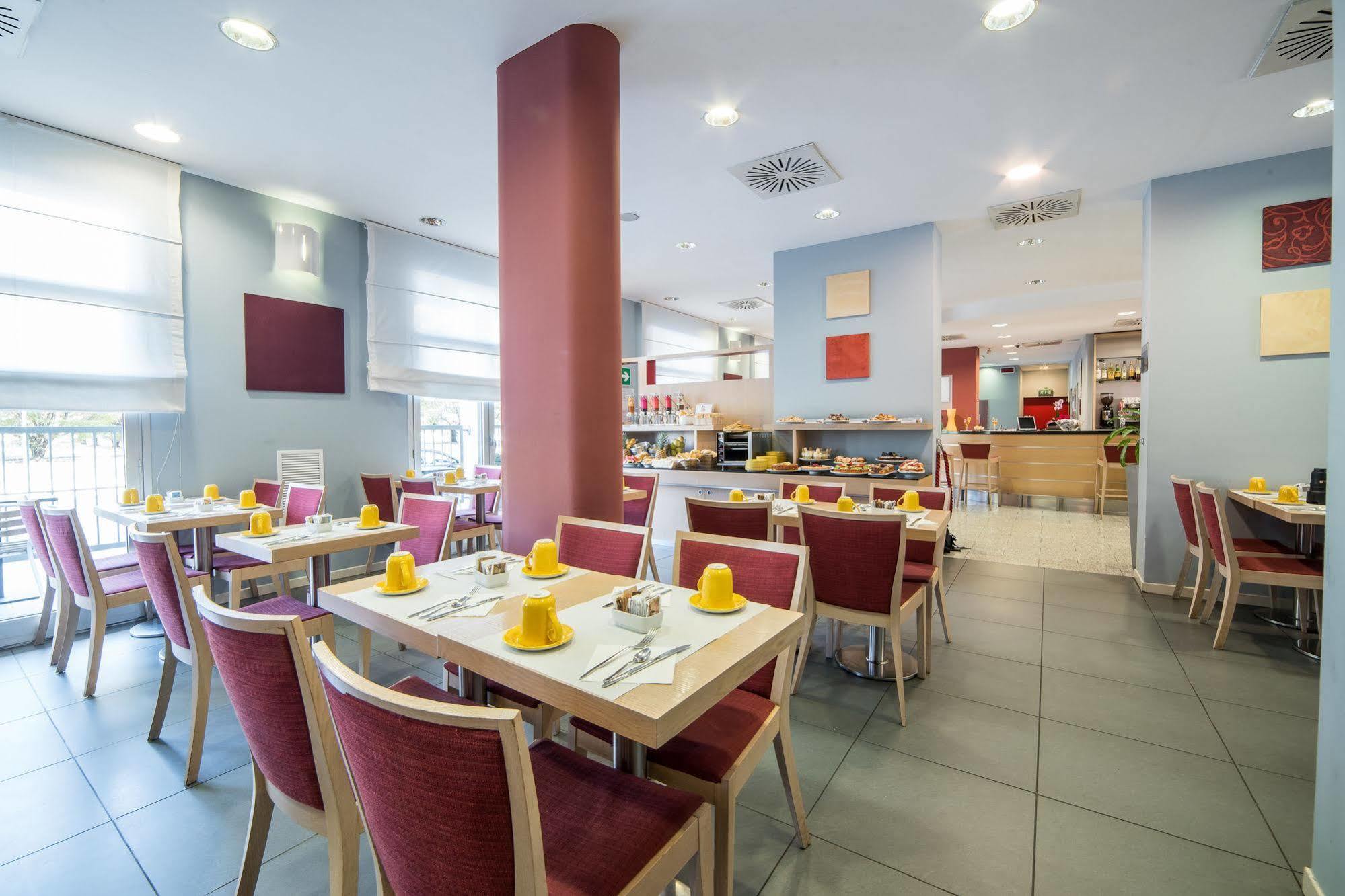 Idea Hotel Torino Mirafiori Bagian luar foto